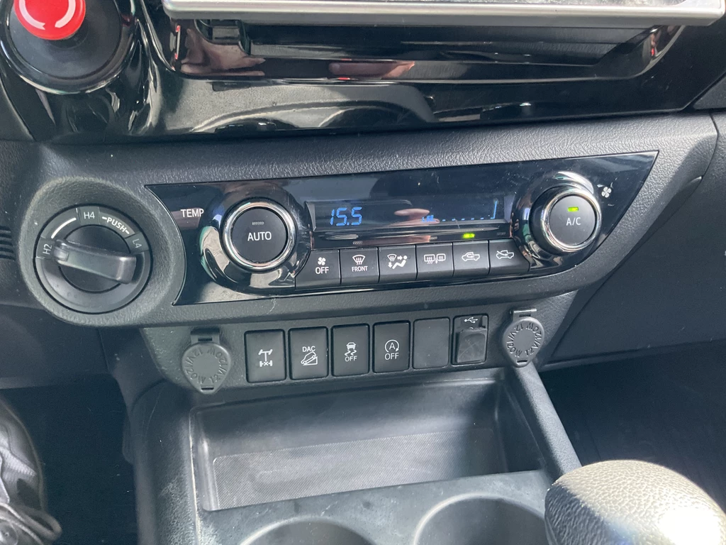 Toyota Hilux – foto 18