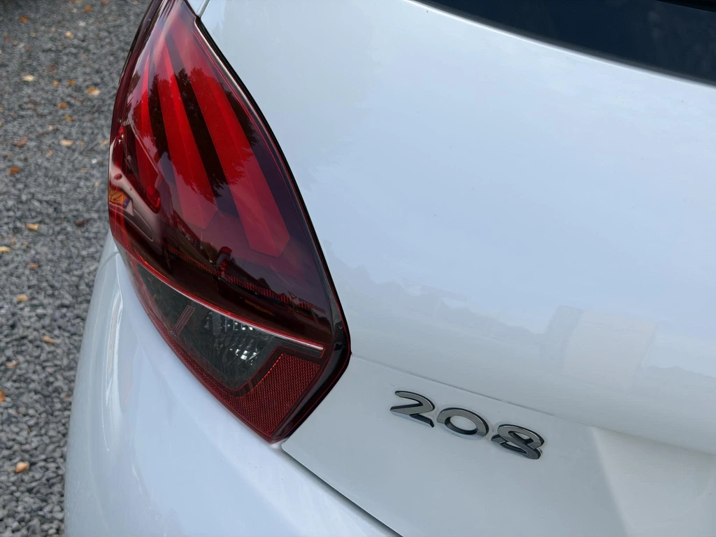 Peugeot 208 – foto 33