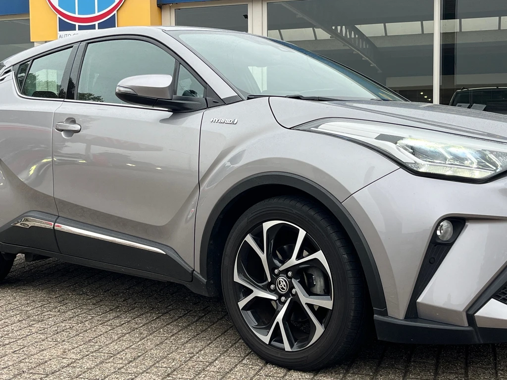 Toyota C-HR – foto 13
