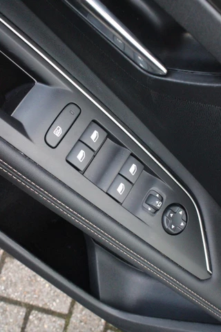 Peugeot 3008 – thumbnail 16