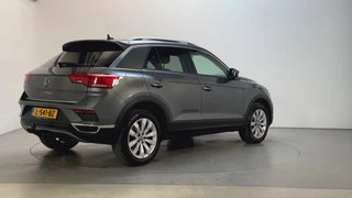 Volkswagen T-Roc – thumbnail 4
