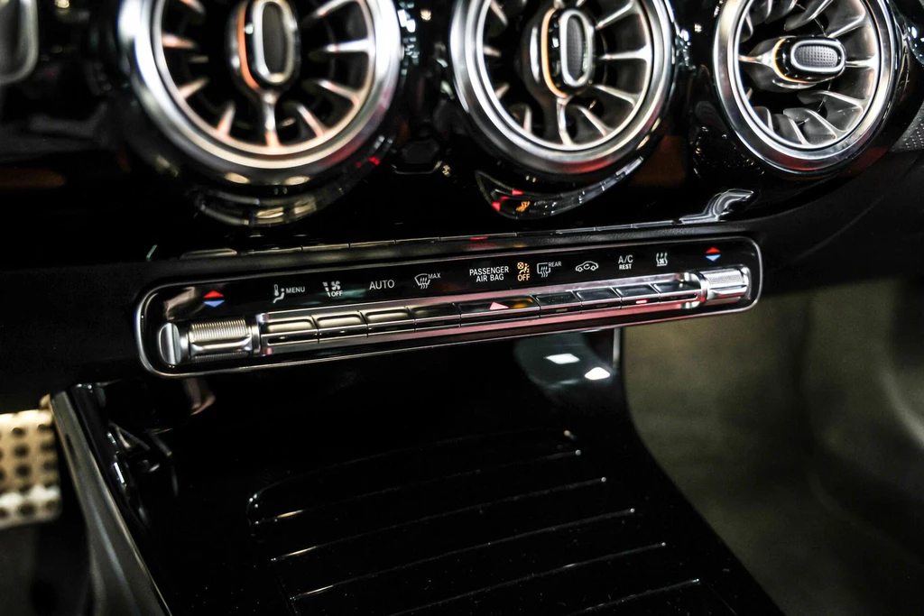 Mercedes-Benz CLA – foto 48