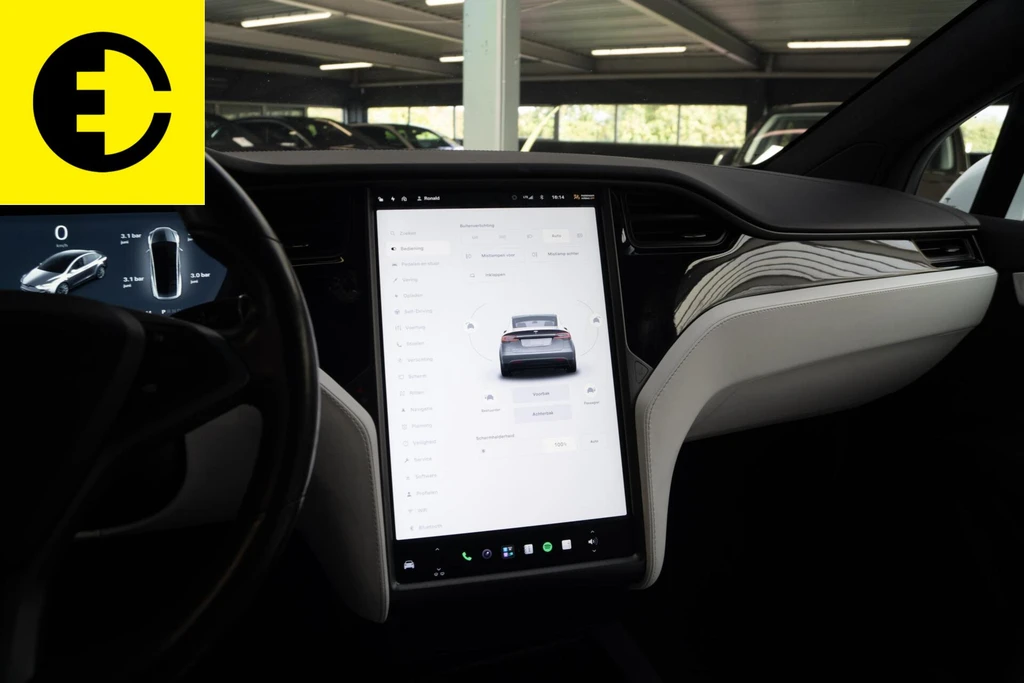 Tesla Model X – foto 30