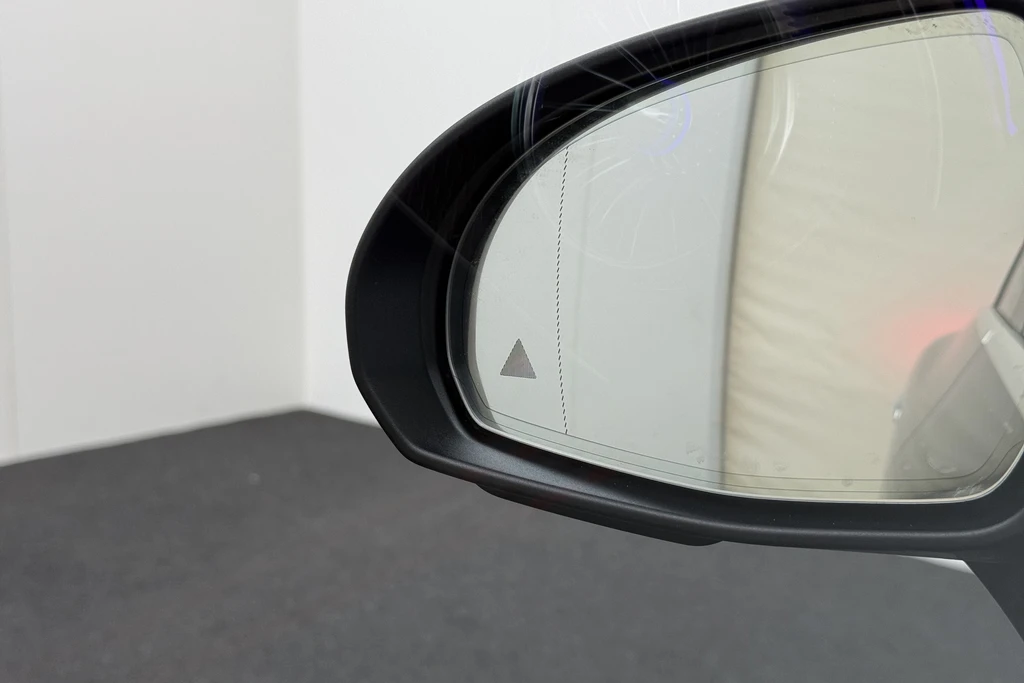Mercedes-Benz EQE – foto 19