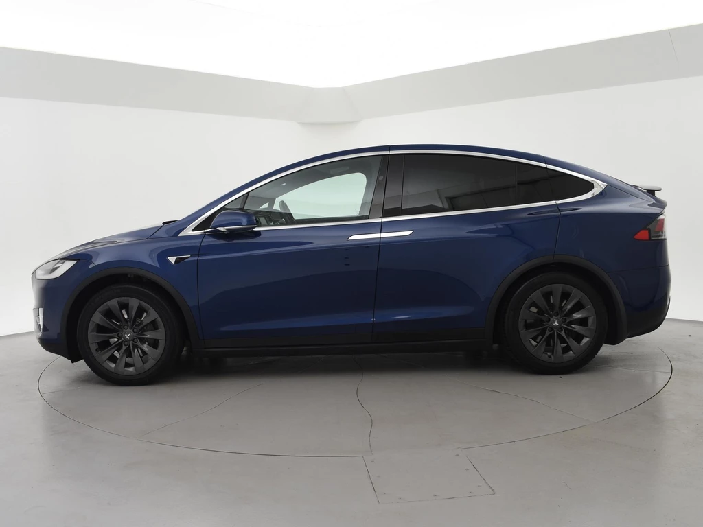 Tesla Model X – foto 4