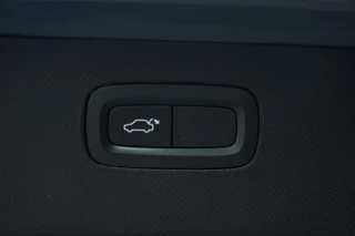 Volvo XC90 – thumbnail 33