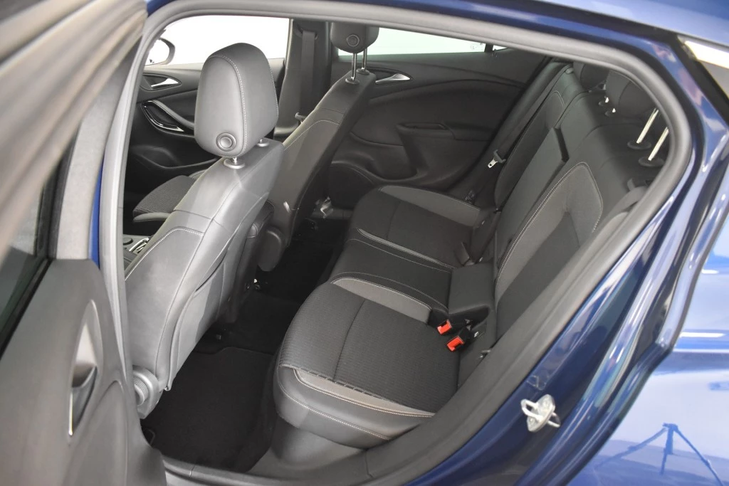 Opel Astra – foto 9