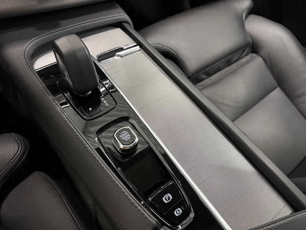 Volvo XC90 – foto 36