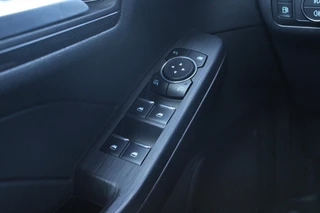 Ford Kuga – thumbnail 19
