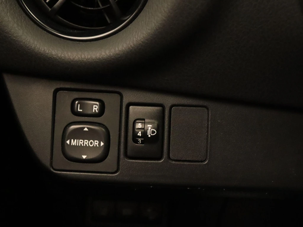 Toyota Yaris – foto 27