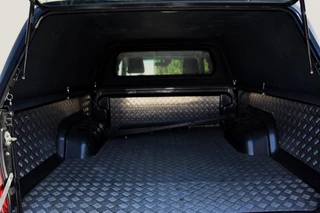 Toyota Hilux – thumbnail 11
