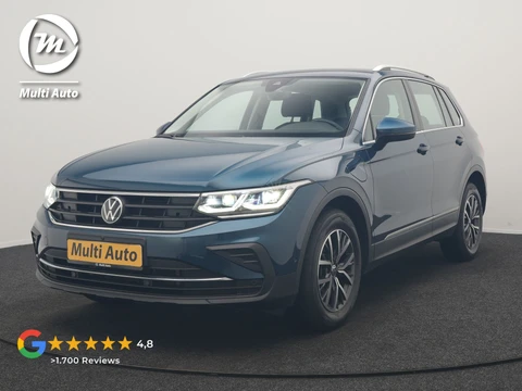Volkswagen Tiguan 1.4 TSI eHybrid Life PHEV 245pk Dealer O.H. | SOH 97,6% | Trekhaak Af Fabriek | Adaptive Cruise | 360 Camera | IQ Light | Stoelen & Stuur Verwarmd | Keyless | BLIS | Apple Carplay | Navigatie | DAB | Plug In Hybrid |