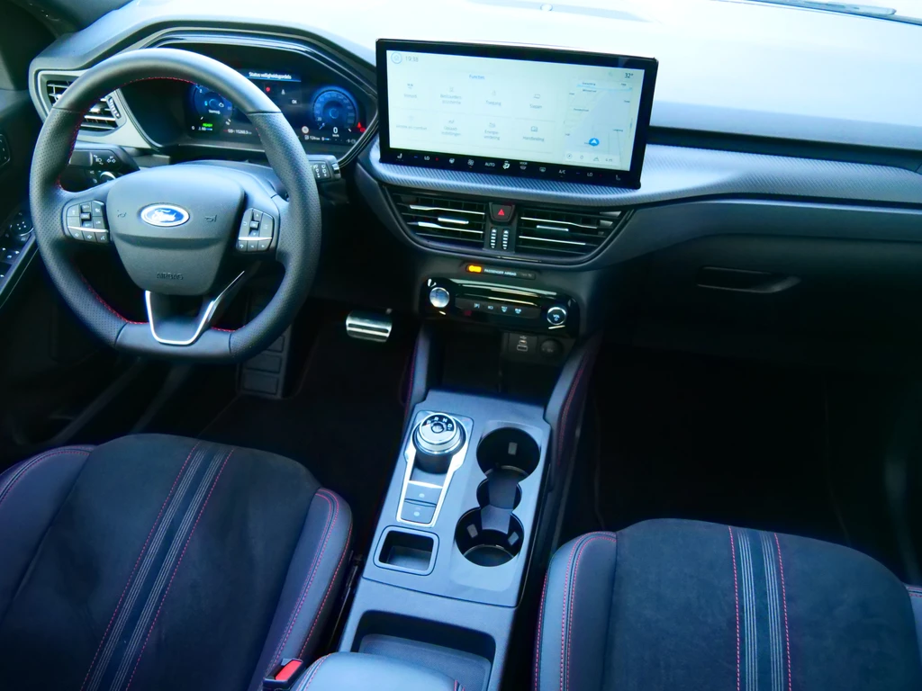 Ford Kuga – foto 9