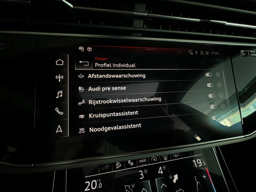 Audi Q8 – foto 36