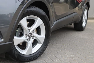 Toyota C-HR – thumbnail 30