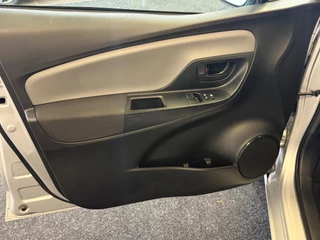 Toyota Yaris – thumbnail 11