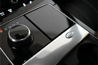 Land Rover Range Rover Velar – thumbnail 32