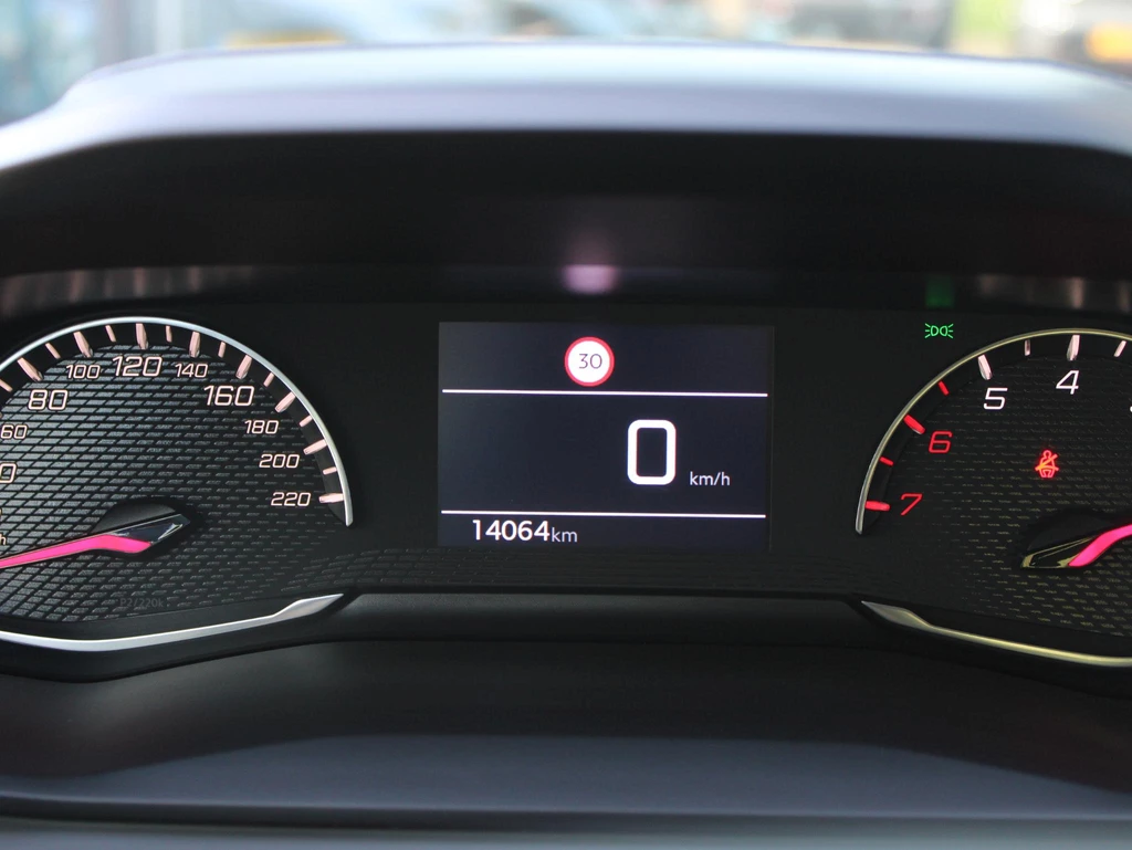 Peugeot 208 – foto 15