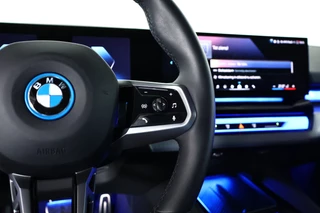 BMW i5 – thumbnail 24