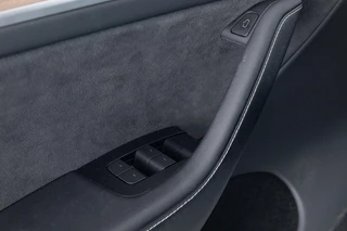Tesla Model Y – thumbnail 13