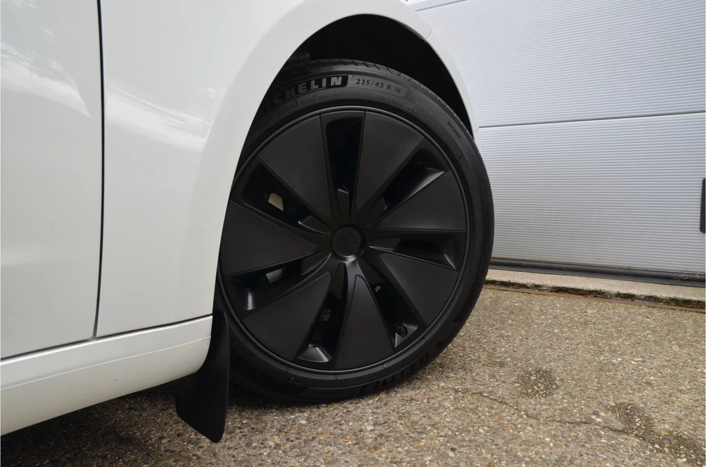 Tesla Model 3 – foto 9