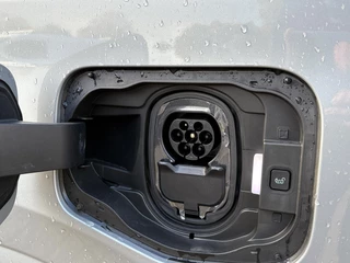 Ford E-Transit Courier – thumbnail 14