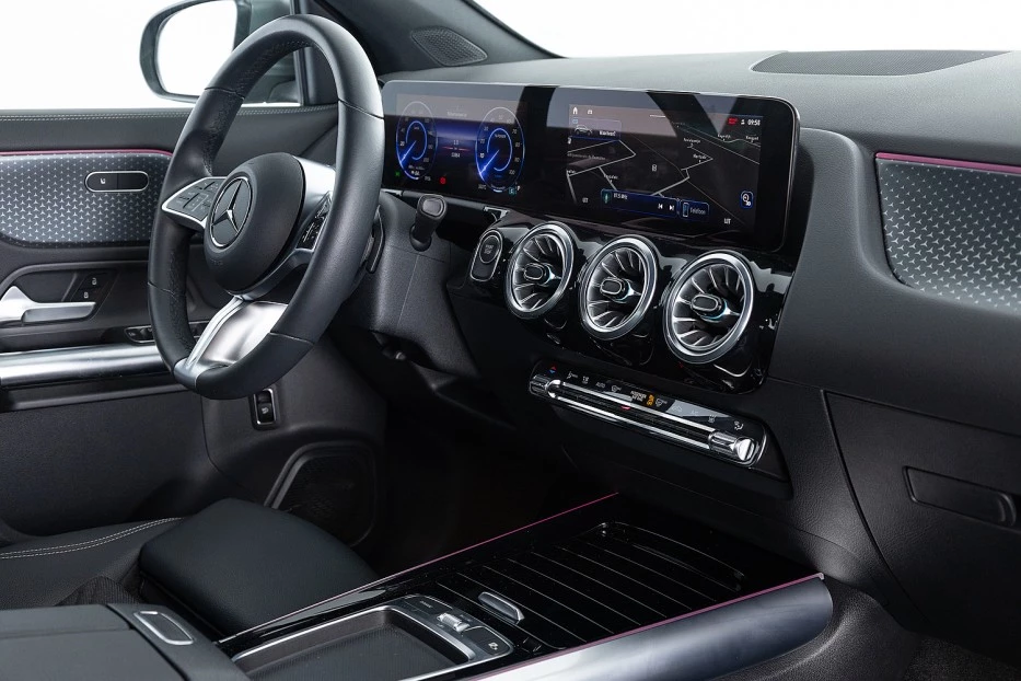 Mercedes-Benz EQA – foto 11