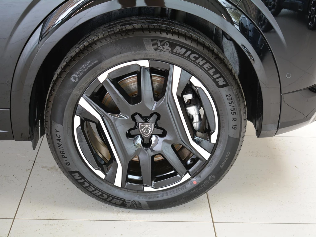 Peugeot e-3008 – foto 10