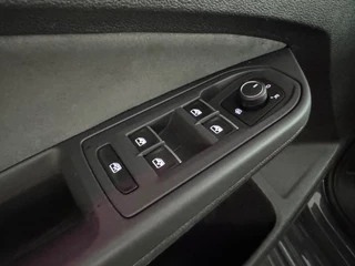 Volkswagen Golf – thumbnail 29