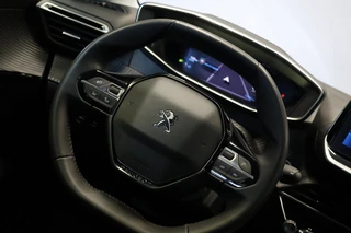 Peugeot 208 – thumbnail 10