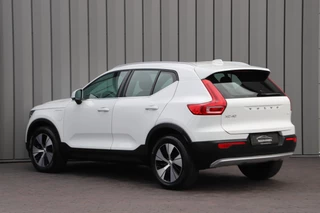 Volvo XC40 – thumbnail 2
