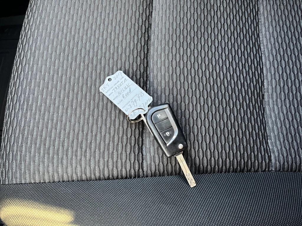Toyota Hilux – foto 19