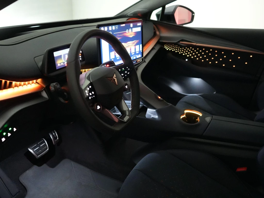CUPRA Tavascan – foto 32