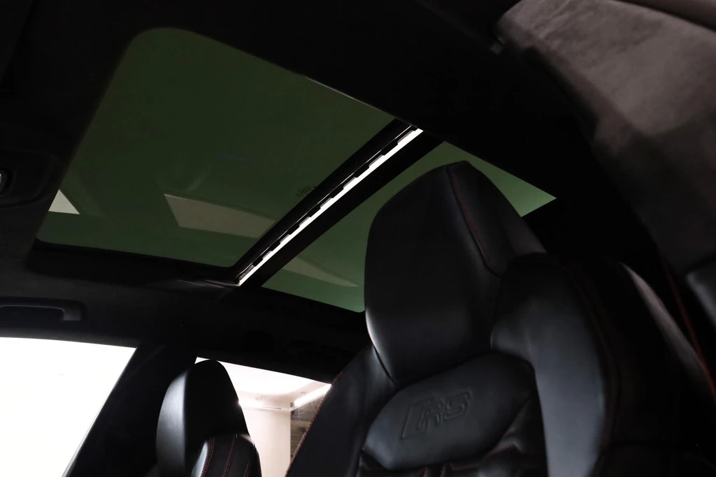 Audi RSQ8 – foto 17