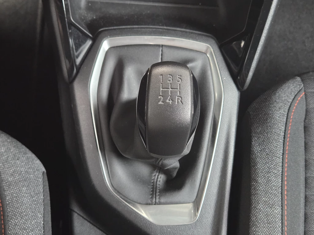Peugeot 208 – foto 35
