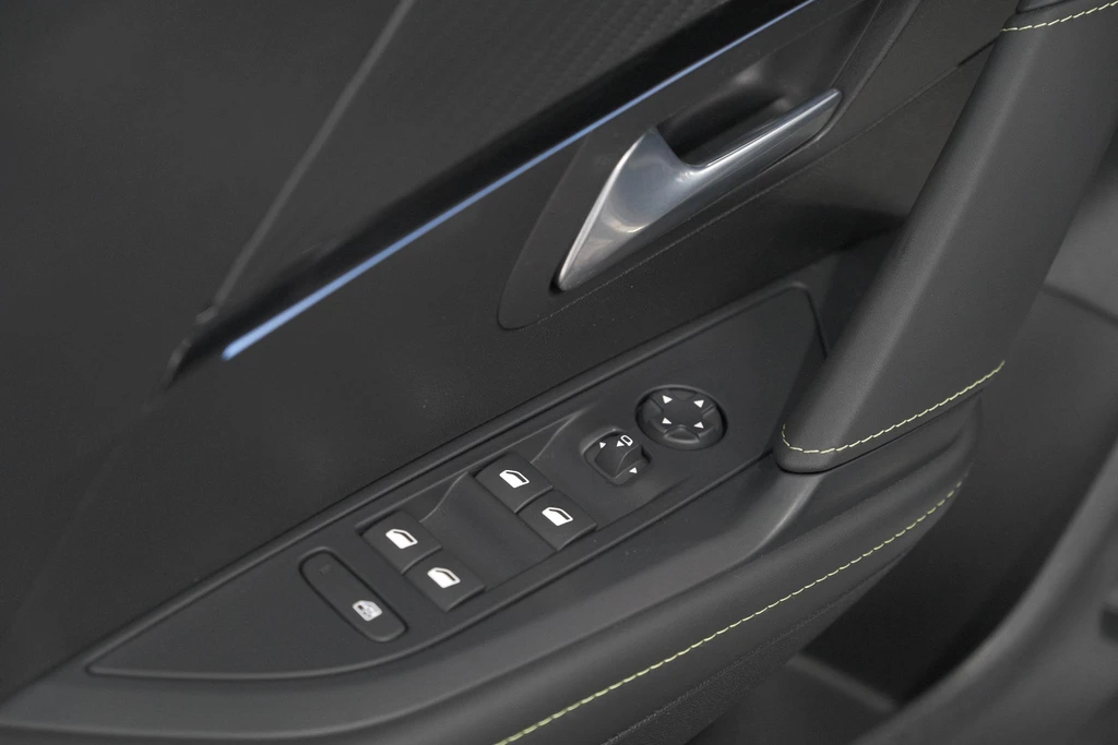 Peugeot 208 – foto 28