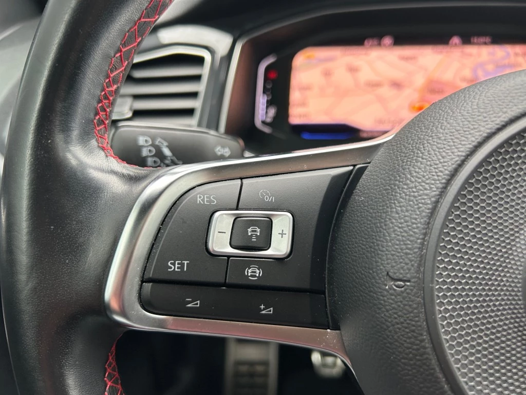 Volkswagen T-Roc – foto 12