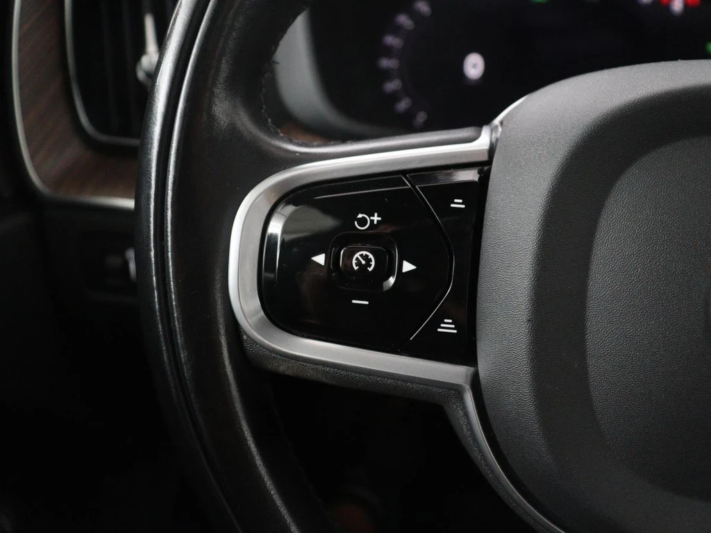 Volvo XC60 – foto 18