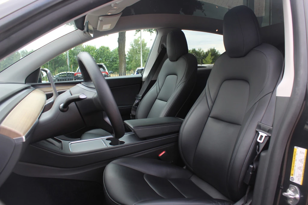 Tesla Model Y – foto 5