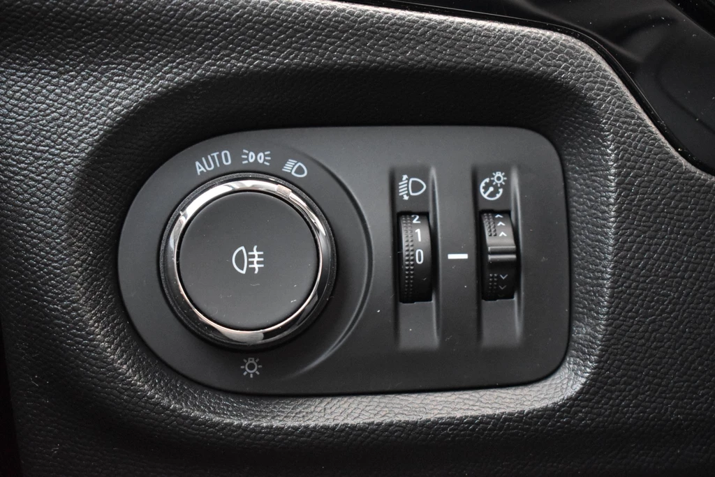 Opel Corsa – foto 11