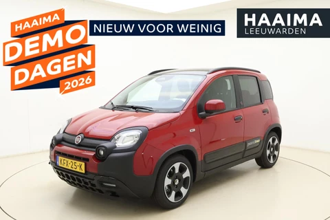 Fiat Panda 1.0 Hybrid Pandina | Navigatie via Carplay | Dakrails | Airco | Parkeersensoren | Lichtmetalen velgen | Hoge instap | Extra getint glas