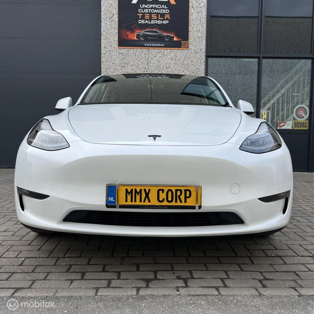 Tesla Model Y – foto 8