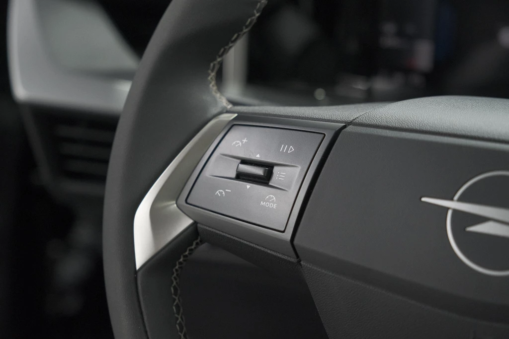 Opel Frontera – foto 15
