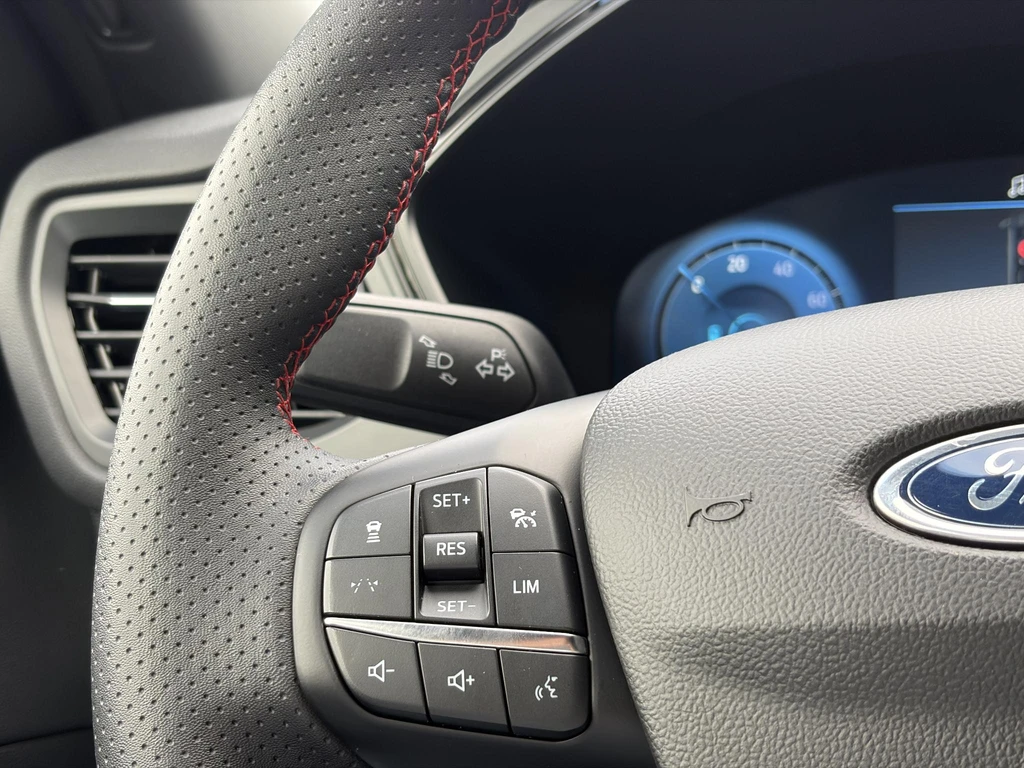 Ford Kuga – foto 13