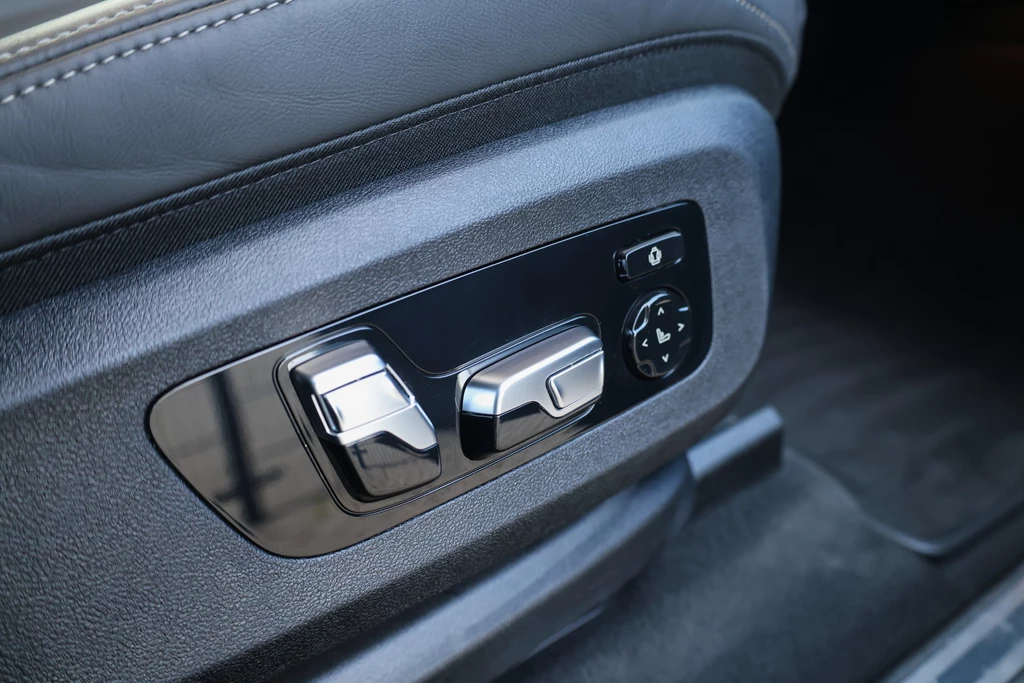 BMW X5 – foto 33