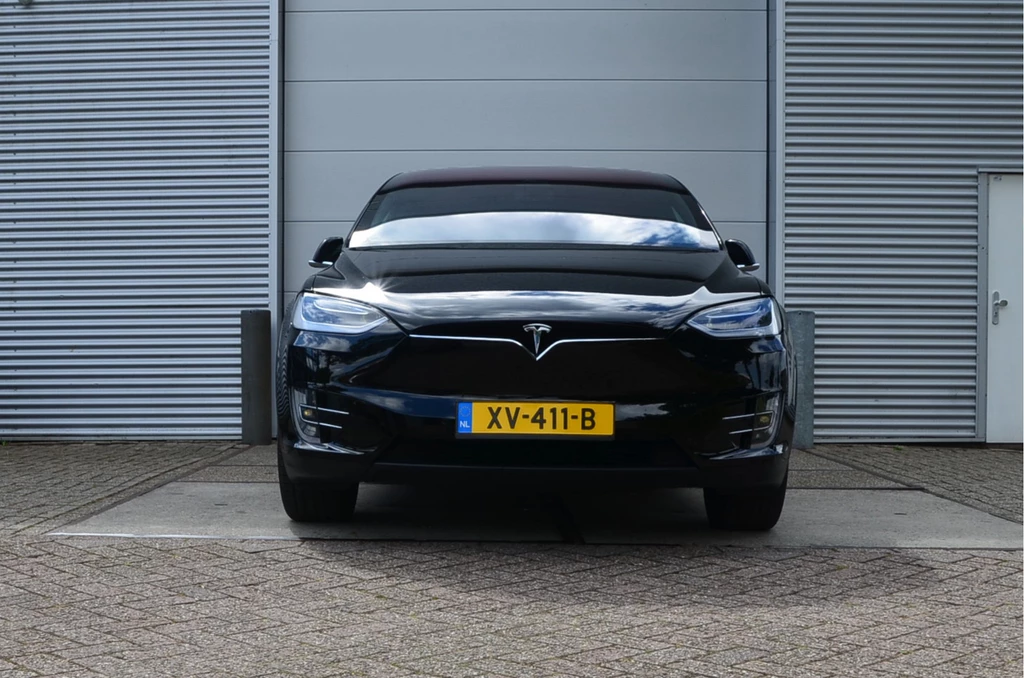 Tesla Model X – foto 9