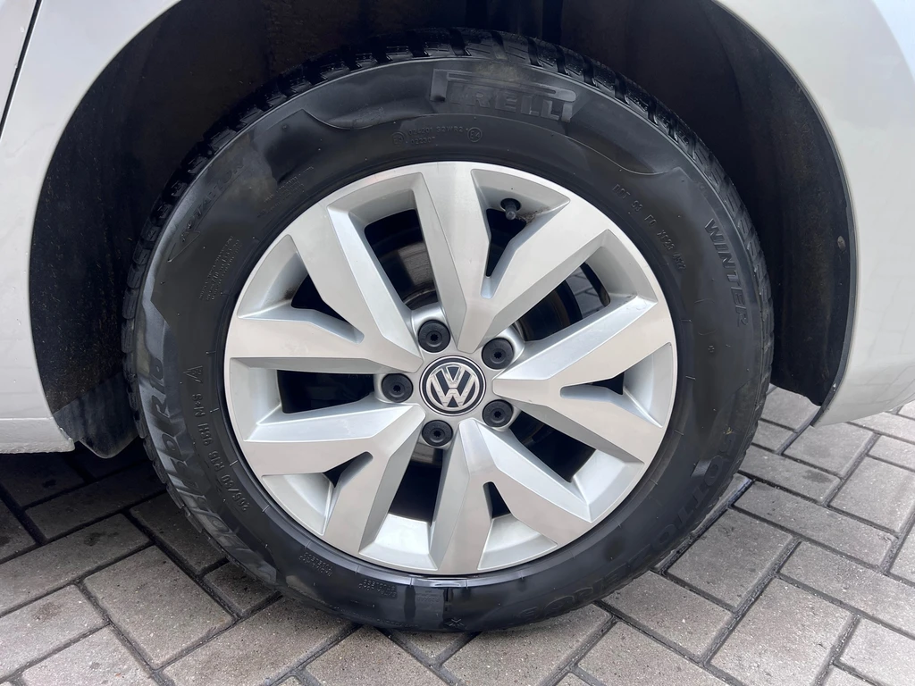 Volkswagen Touran – foto 17