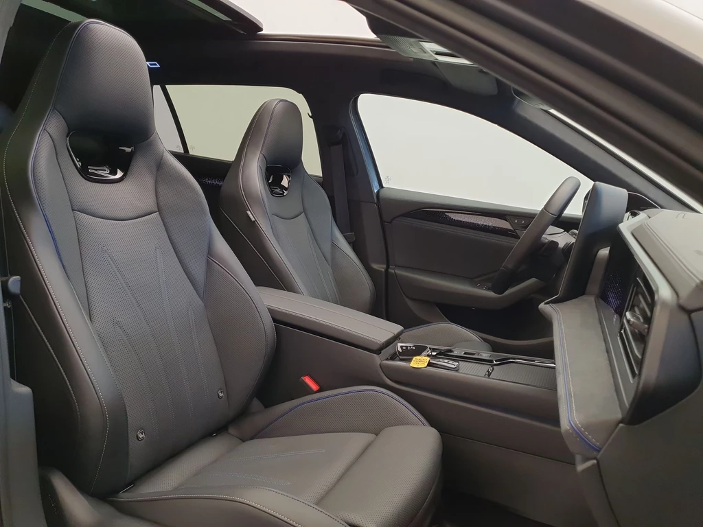 Volkswagen Passat – foto 9