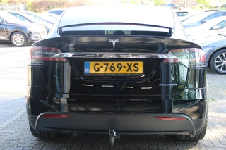 Tesla Model X – thumbnail 3