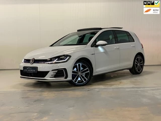 Volkswagen Golf – thumbnail 1